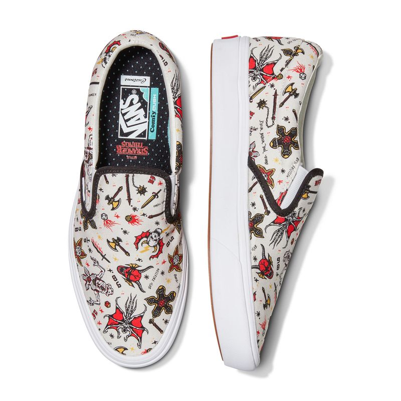 Vans Vans X Stranger Things Customs Hellfire Club ComfyCush Halbschuhe Herren Beige | Österreich-XPJ214859